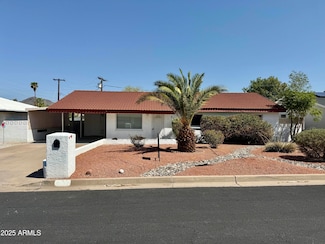 1214 E Las Palmaritas Dr, Phoenix, AZ 85020