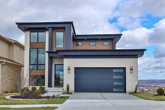 1164 Vistapointe Dr, Covington, KY 41011