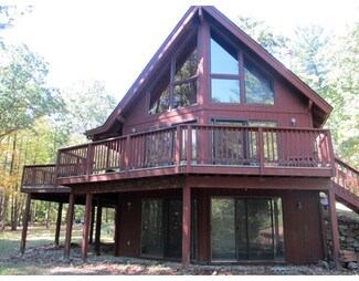 206 Old Stage Rd, West Hatfield, MA 01088