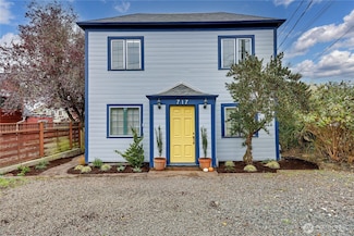 717 Franklin St, Port Townsend, WA 98368