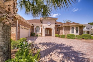 2796 Pebble Beach Dr, Navarre, FL 32566