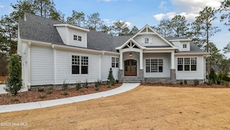 26 Birkdale Dr, Southern Pines, NC 28374
