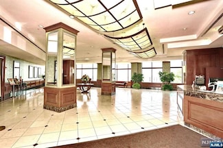 100 Old Palisade Rd Unit 3216, Fort Lee, NJ 07024