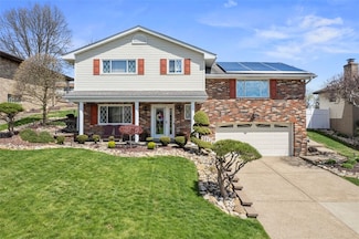 417 Lisa Dr, West Mifflin, PA 15122