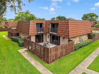 4167 Forest Hill Dr, Hollywood, FL 33026