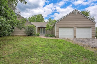 5200 NW Valley View Rd, Blue Springs, MO 64015