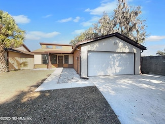 1954 Blue Bird Run E, Orange Park, FL 32073