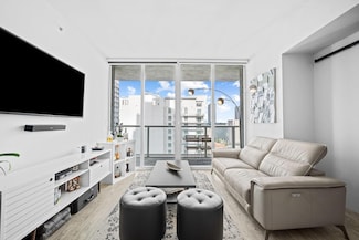 244 Biscayne Blvd Unit 2210, Miami, FL 33132