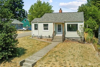 4138 W N St, Bremerton, WA 98312