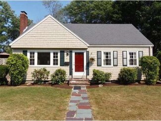 44 Fulton St, Norwood, MA 02062