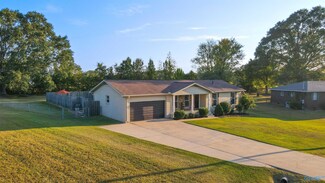 3691 Vistamont Cir S, Gadsden, AL 35907