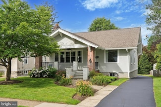 1008 Pennsylvania Ave, Havertown, PA 19083