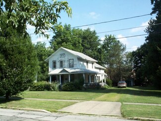 102 Groveland St, Oberlin, OH 44074