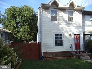 18 Swallow Ct, Charles Town, WV 25414