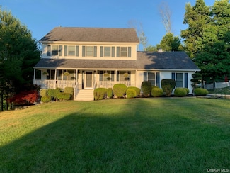 18 Peterson Rd, Monroe, NY 10950