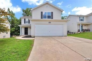 46 Saddleback Ridge Dr, Winfield, MO 63389