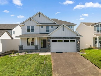 5189 Windlass Dr, Woodbury, MN 55129