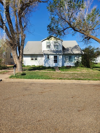 409 B St S, Glen Ullin, ND 58631