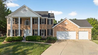 1530 Bent Tree Trails Ct, Fenton, MO 63026
