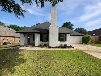 8109 Weatherly Dr, Rowlett, TX 75089