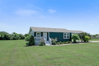 108 Mccrae Ln, Boyd, TX 76023