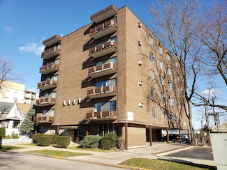 336 Lathrop Ave Unit 504, Forest Park, IL 60130