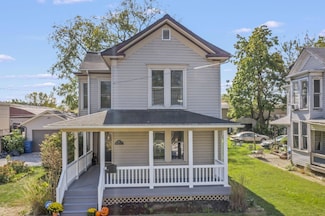 407 W William St, Delaware, OH 43015