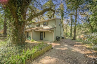 2114 Shangri la Ln, Tallahassee, FL 32303
