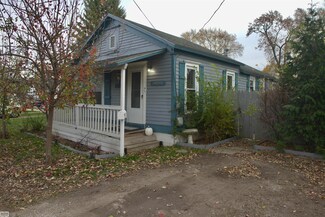 1107 Glenwood Ave Unit 1/2, Port Huron, MI 48060