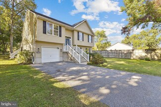 7636 Jeannine Ave, Pasadena, MD 21122