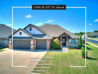 2700 SE 22nd St, Moore, OK 73160