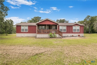 68 Fannin Oaks Dr, Victoria, TX 77905