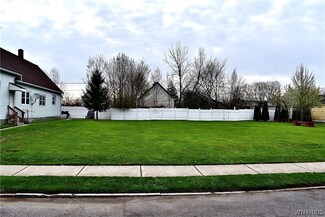 135 Kosciuszko St, Buffalo, NY 14212