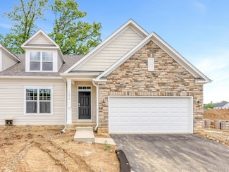 1672 Bookfield Ln, Grove City, OH 43123
