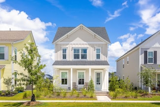 680 Blueway Ave, Summerville, SC 29486