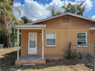 9801 N 11th St Unit B, Tampa, FL 33612