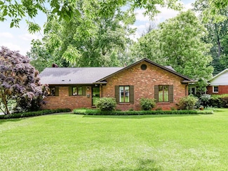 2401 Wensley Dr, Charlotte, NC 28210