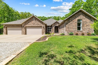 10687 N Farm Road 247, Fair Grove, MO 65648