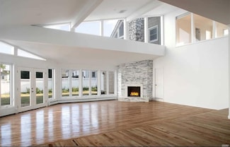 4488 Merrick Rd, Massapequa, NY 11758