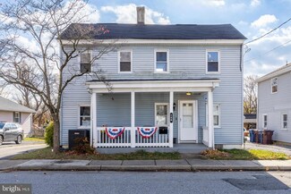 120 E Millbrooke Ave, Woodstown, NJ 08098