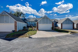 301 S Rock Rd, Derby, KS 67037