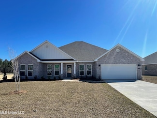 17031 River Hills Dr, Gulfport, MS 39503