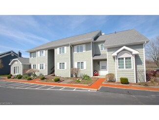 111 W Lakeshore Dr Unit 8E, Kelleys Island, OH 43438