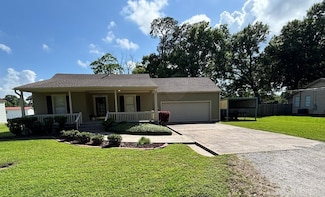 3437 Bryan Ave, Groves, TX 77619