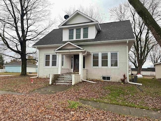 401 W Baldwin St, Apple River, IL 61001