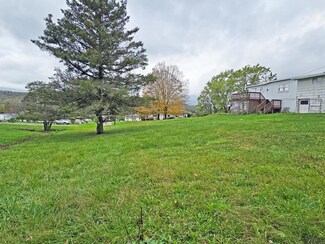 608 7th Ave, Meyersdale, PA 15552