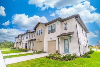 1063 Plantation Ln, Davenport, FL 33896