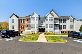 10211 Wolfe Manor Ct Unit 710, Glen Allen, VA 23060