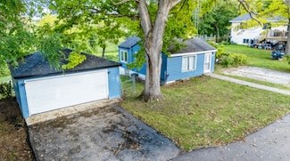 35107 N Rosewood Ave, Ingleside, IL 60041