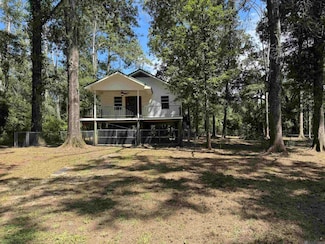 18620 Bayside Dr, Denham Springs, LA 70726